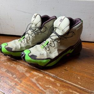 Salomon Men's Green and Eggplant Mid GTX 2 hiking boots size 9.5